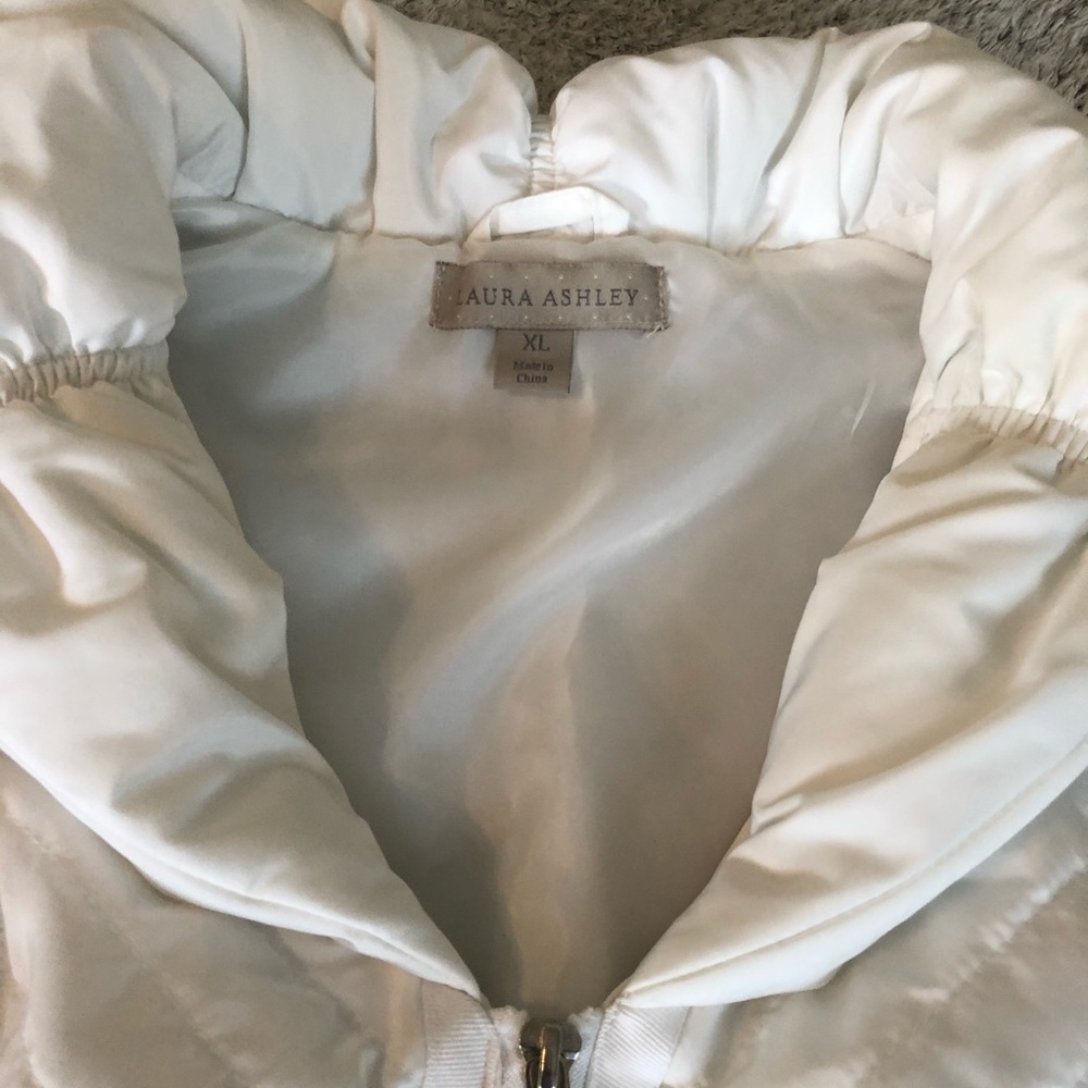 COPY - Laura Ashley Vest - Picture 8 of 8